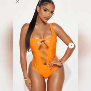 🆕️FN 🌊1 Piece Swimsuit🧡